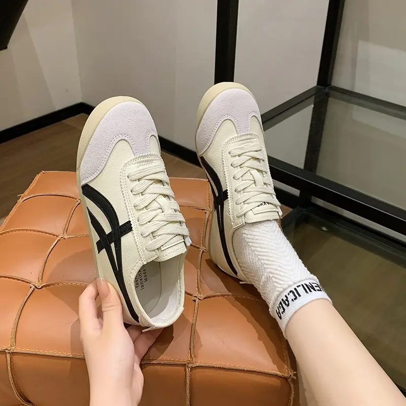 Women's Vintage German Training Shoes White Soft Sole - Image 7
