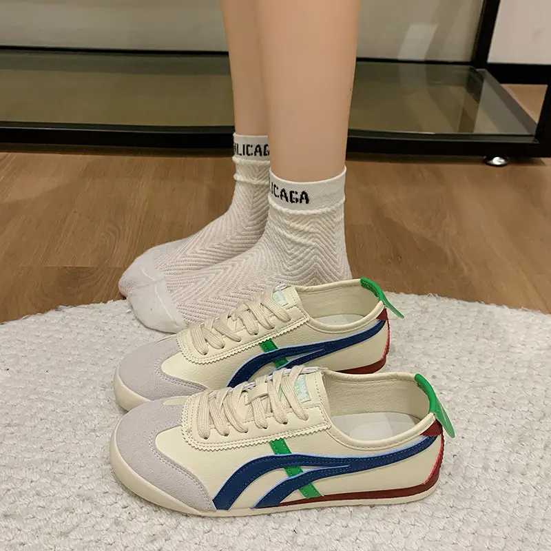 Women's Vintage German Training Shoes White Soft Sole - Image 3