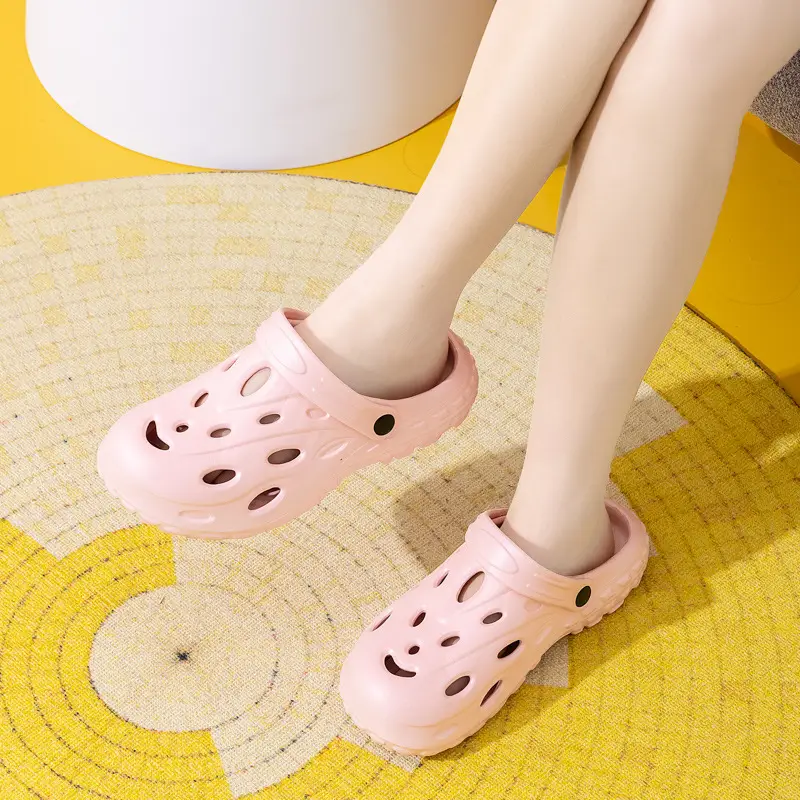 Qida Shun New Fashionable Men's and Women's Hole Shoes Summer Beach Shoes Couple's Dual-Use Sandals Ventilated Baotou Garden Shoes - Image 9