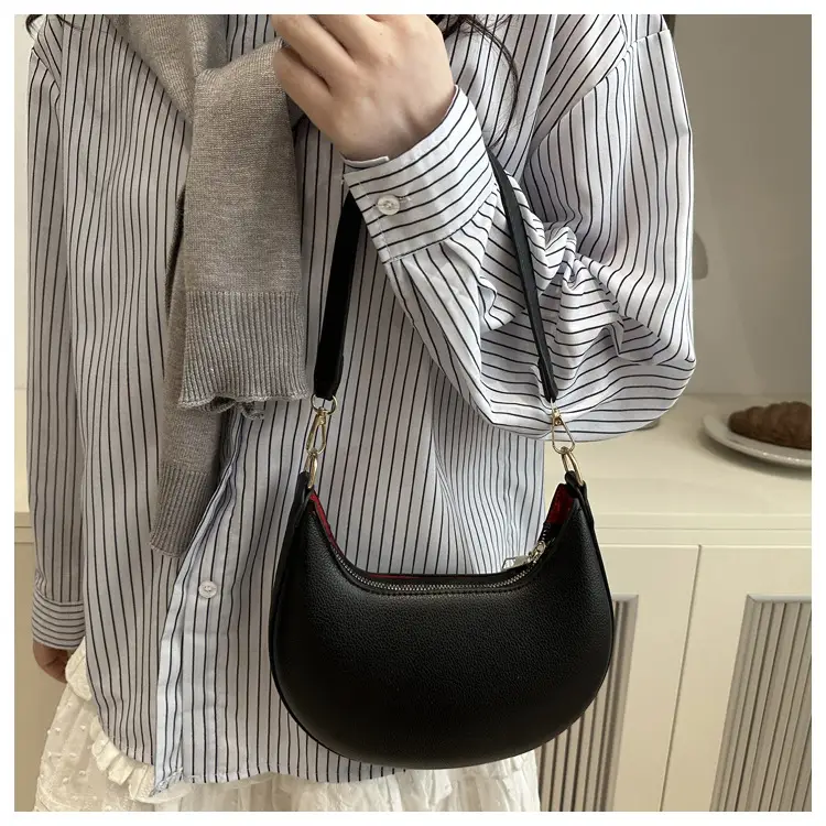 Crescent Shoulder Bag Red Leather Niche Small — feature 32