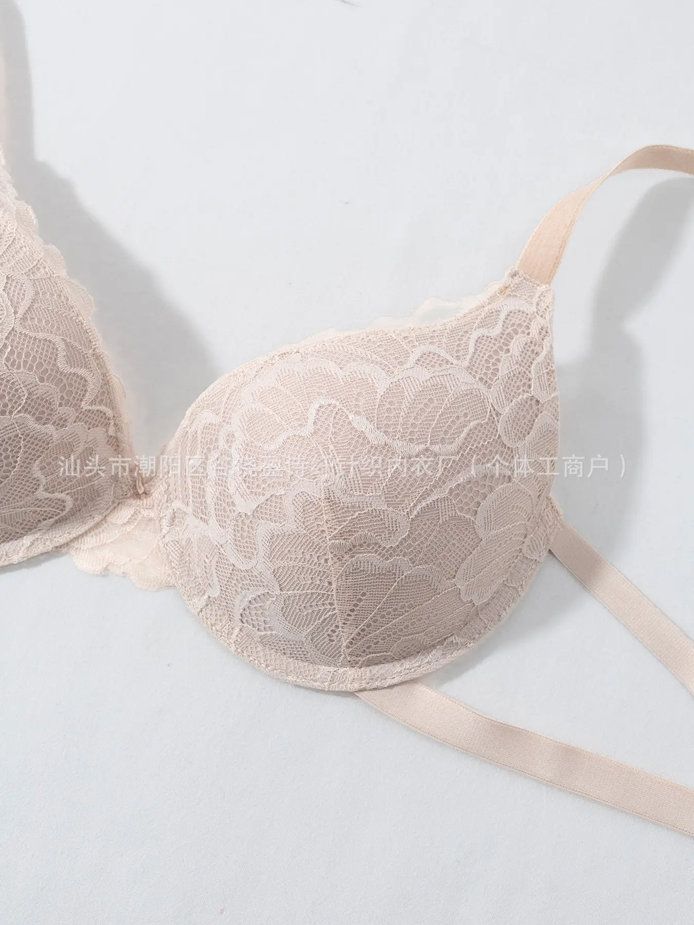 Lace Gathered Bra for Women European American — feature 10