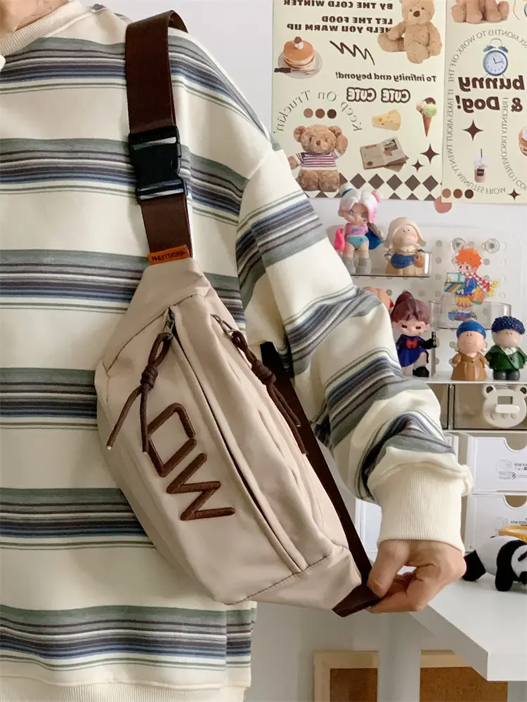 Korean Letter Crossbody Bag Women White Large Capacity — feature 33