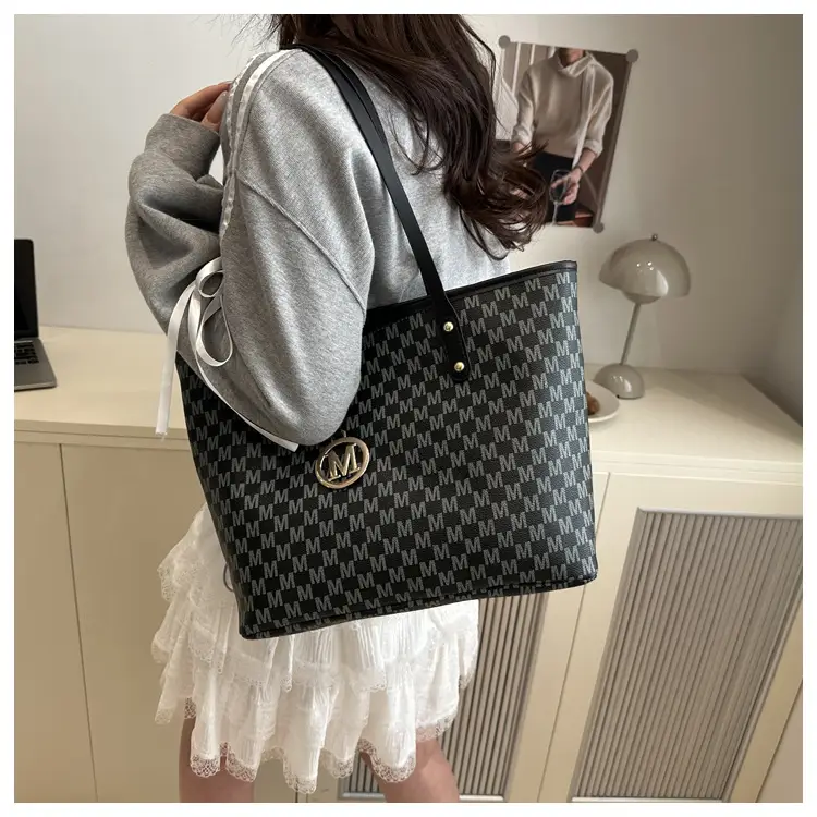 Women's Monogram Check Tote Bag Large Capacity Shoulder Bag — feature 15