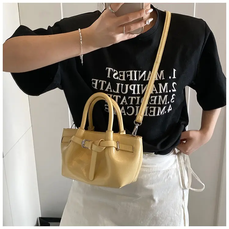 Black Pleated Leather Handbag for Women 2025 — feature 19