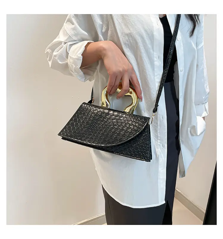 Irregular Woven Shoulder Bag 2024 Western Style — feature 20