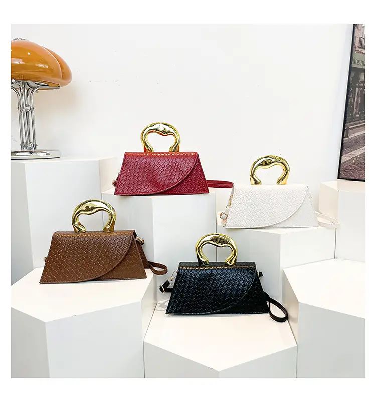 Irregular Woven Shoulder Bag 2024 Western Style — feature 27