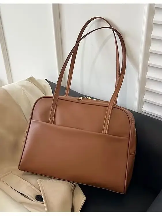 Korean Style Large Capacity Shoulder Bag Women's Autumn Winter 205 New Retro Underarm Bag All-match Large Capacity Tote Bag - Image 5