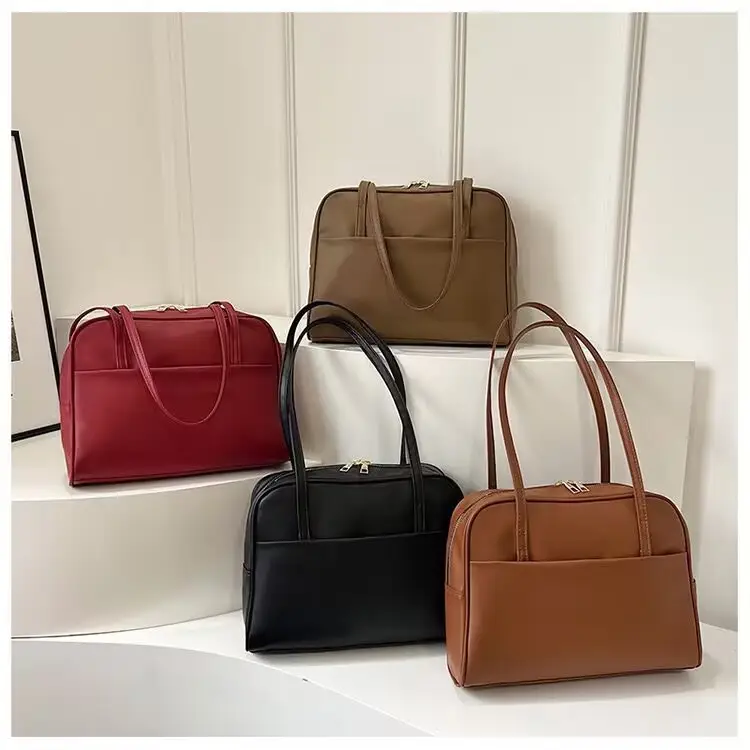 Korean Style Large Capacity Shoulder Bag Women's Autumn Winter 205 New Retro Underarm Bag All-match Large Capacity Tote Bag — feature 15