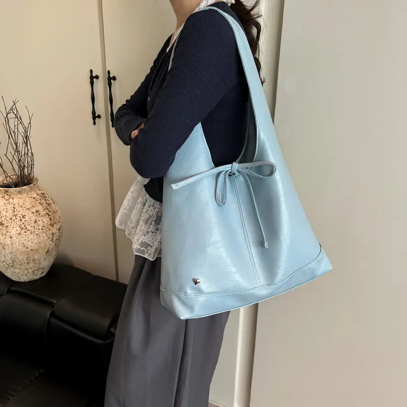Light Blue Lazy Wind Women's Shoulder Tote Bag - Image 6