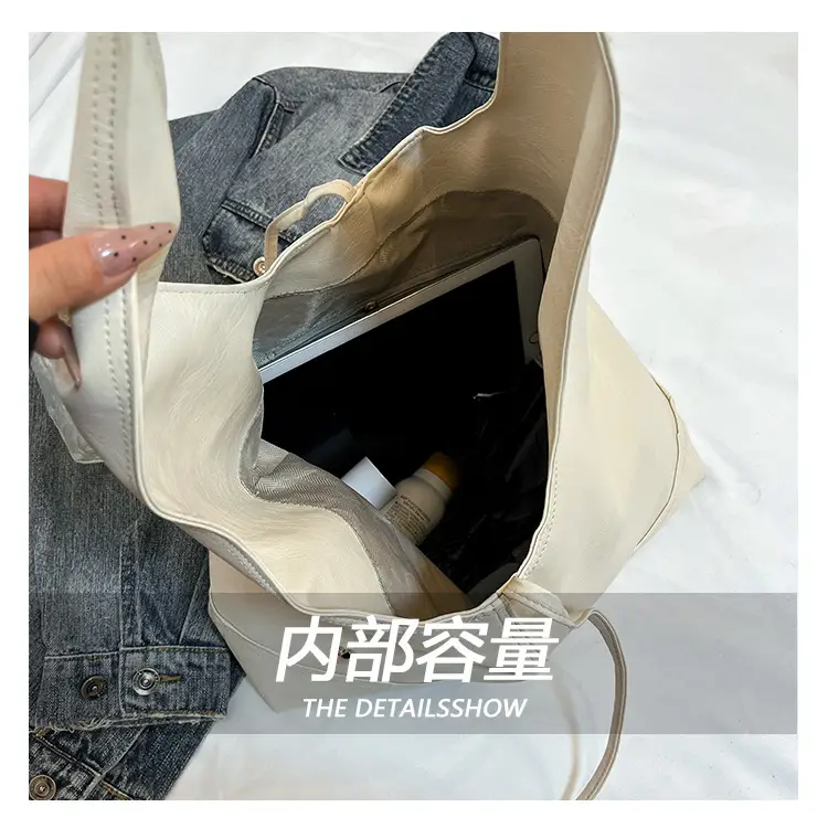 Light Blue Lazy Wind Women's Shoulder Tote Bag — feature 5
