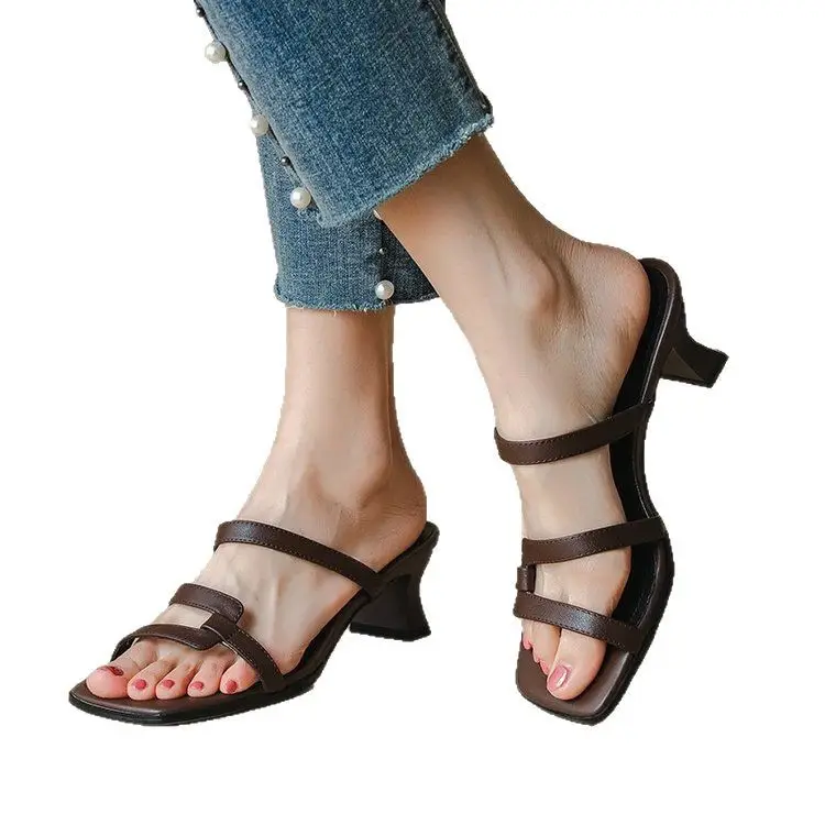 Vintage Red Chunky Heel Sandals for Women 2025 - Image 6