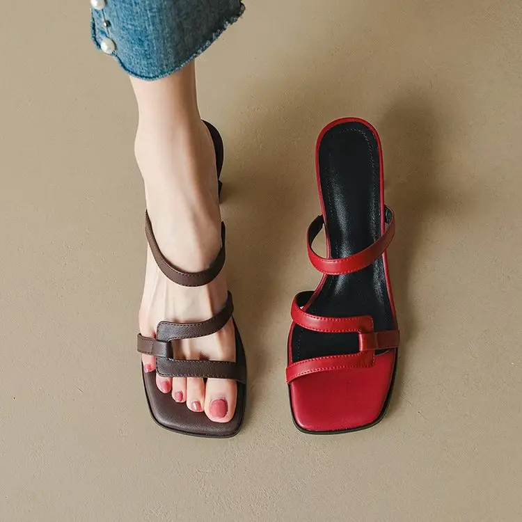 Vintage Red Chunky Heel Sandals for Women 2025 — feature 13