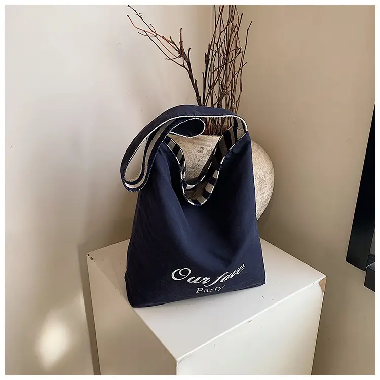 Women's Striped Canvas Shoulder Bag 2025 New — feature 19