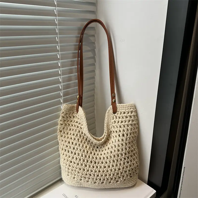 Women Woven Straw Shoulder Bag Large Capacity 2025 - Image 4