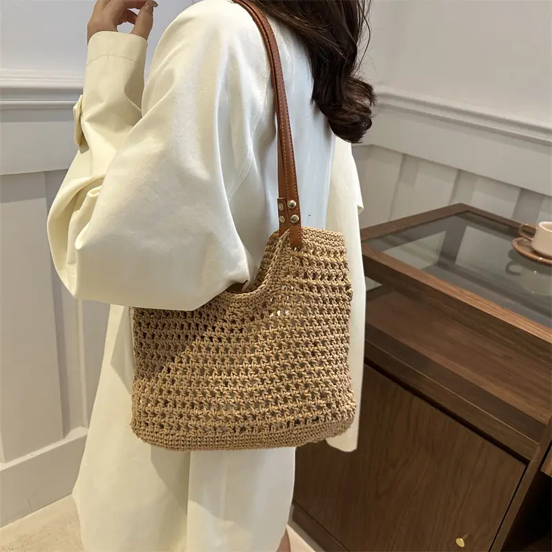 Women Woven Straw Shoulder Bag Large Capacity 2025 - Image 6
