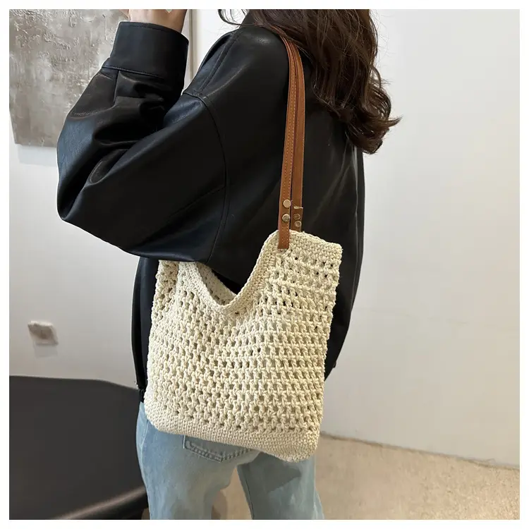 Women Woven Straw Shoulder Bag Large Capacity 2025 — feature 8