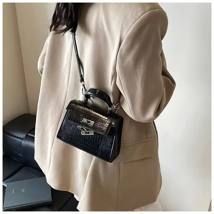 Women's White Croc Leather Crossbody Bag 2025 - Image 6