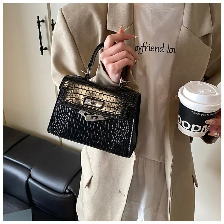 Women's White Croc Leather Crossbody Bag 2025 - Image 3
