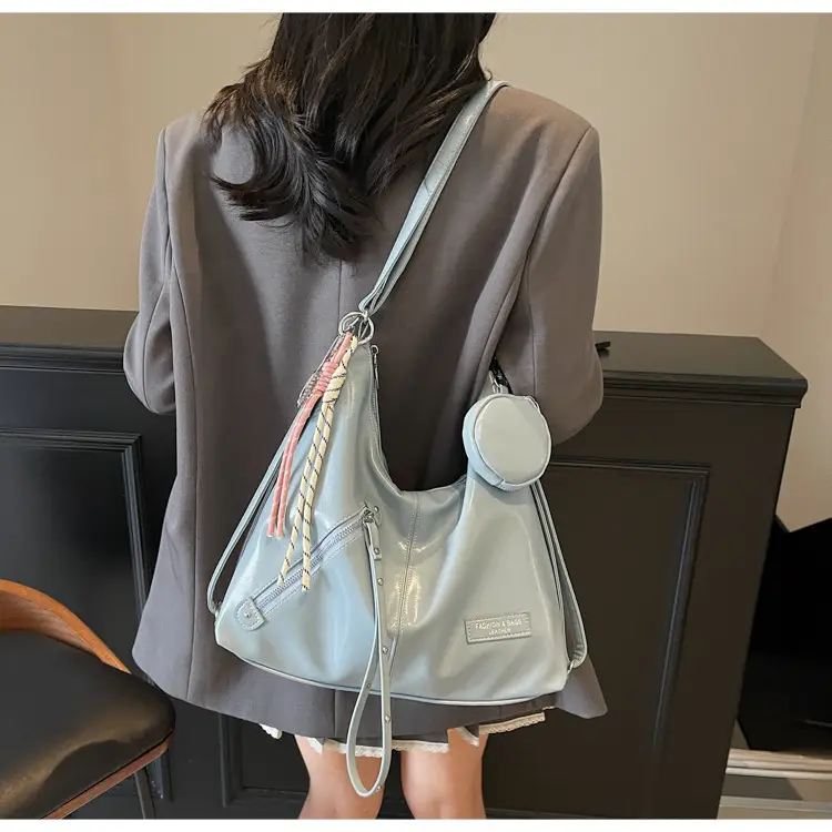 Women's Cream Leather Shoulder Tote Bag Large Capacity — feature 37