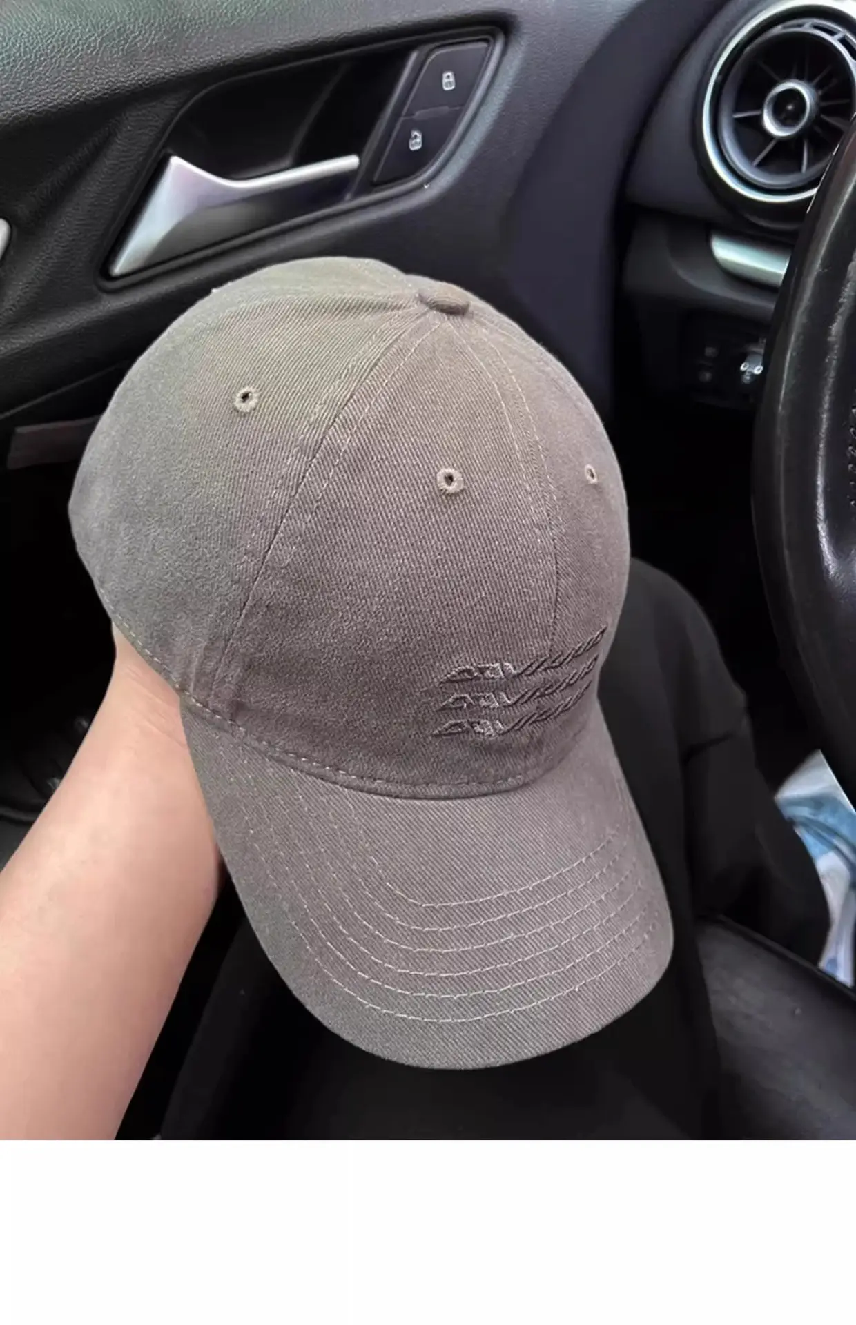 Women Black Washed Baseball Cap with Widened Bristle — feature 13