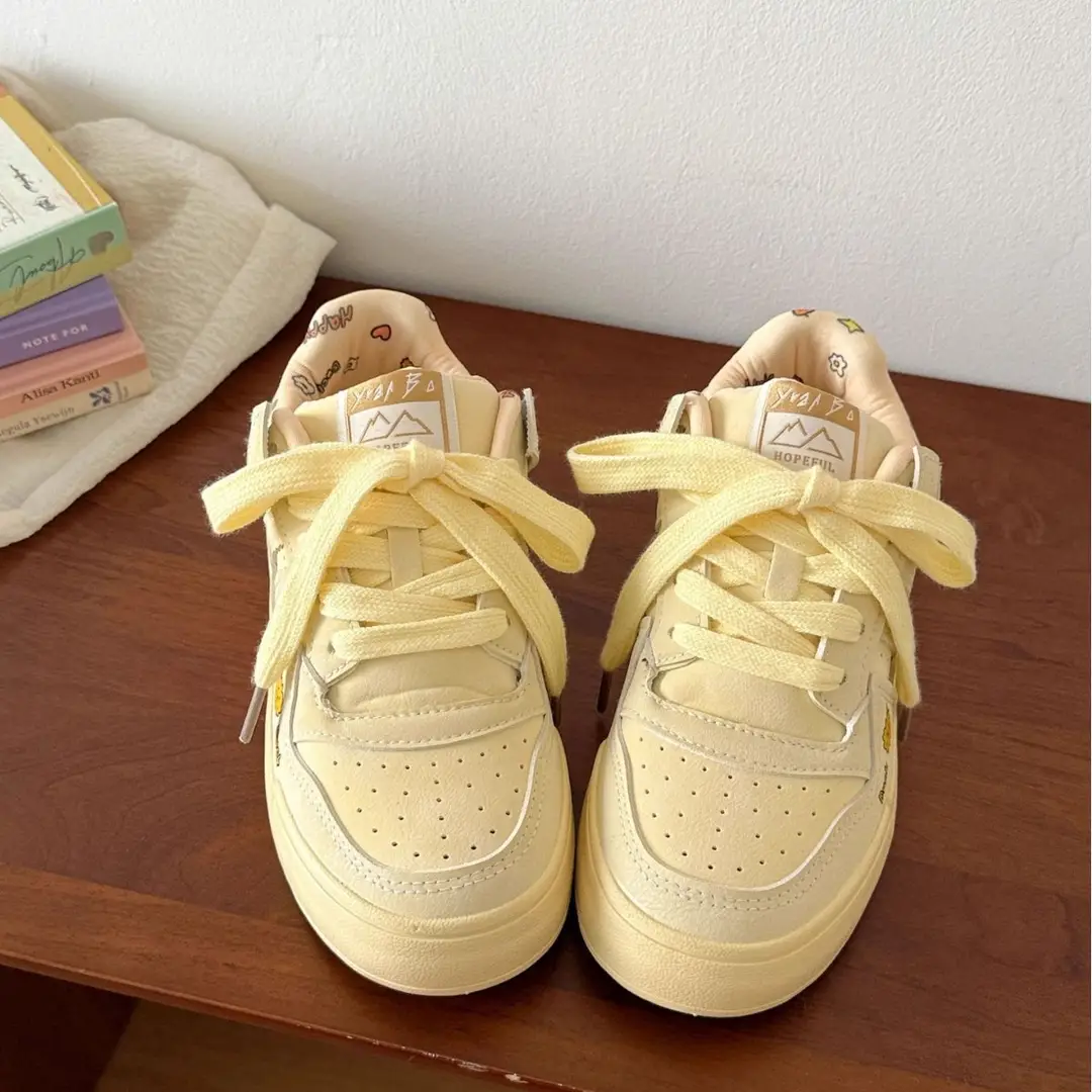 Academy Style Cute Printed Yellow Shoes Women's 2025 Spring New Ins Niche All-match Casual Board Shoes Bread Shoes - Image 4