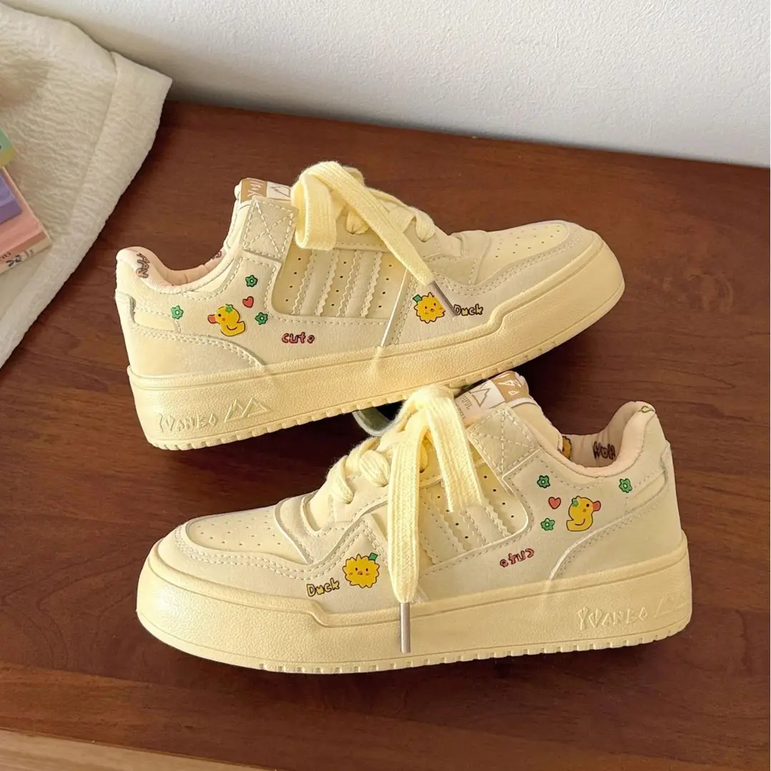 Academy Style Cute Printed Yellow Shoes Women's 2025 Spring New Ins Niche All-match Casual Board Shoes Bread Shoes - Image 5