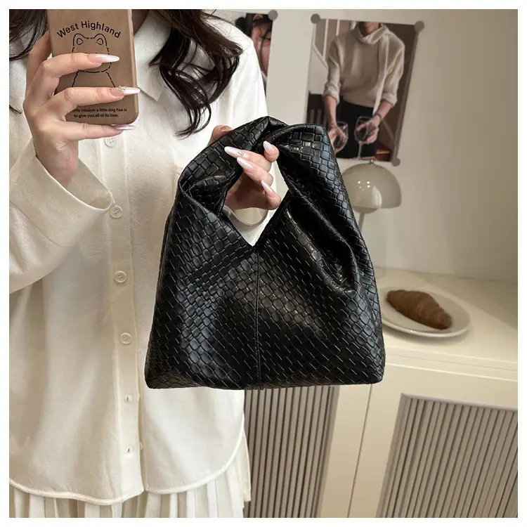 White Quilted Women's Commute Bag — feature 12