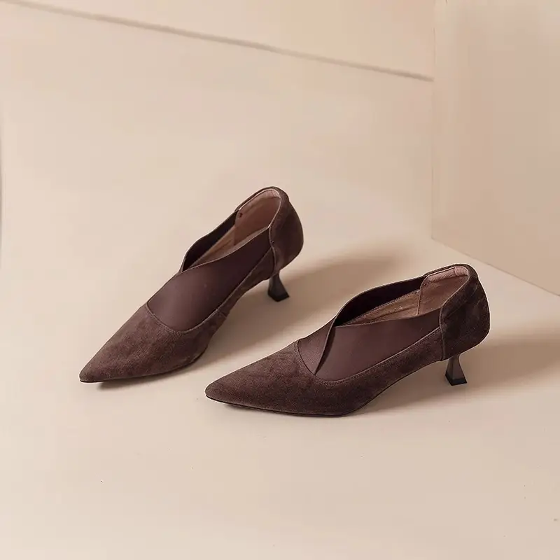 Elegant Commuter Ankle Boots with V-Cut Thin Heels, Fashionable High Heels, 2026 French-Style Pointed Toe Versatile Women's Shoes, New Spring and Autumn Models — feature 14