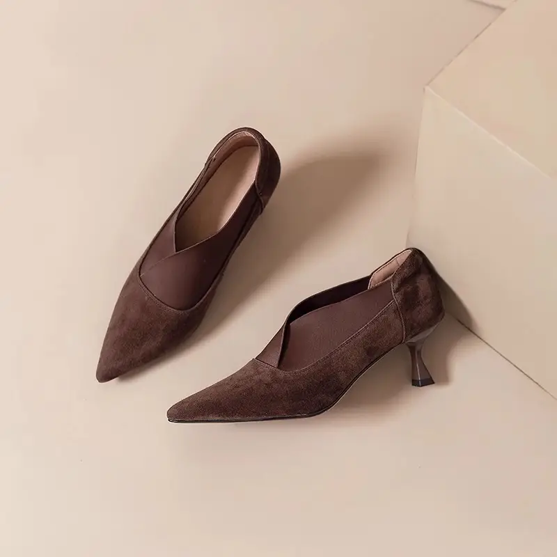 Elegant Commuter Ankle Boots with V-Cut Thin Heels, Fashionable High Heels, 2026 French-Style Pointed Toe Versatile Women's Shoes, New Spring and Autumn Models — feature 15