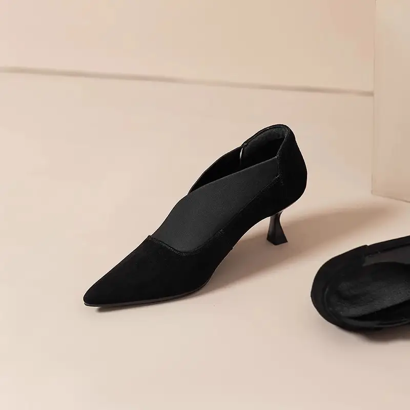Elegant Commuter Ankle Boots with V-Cut Thin Heels, Fashionable High Heels, 2026 French-Style Pointed Toe Versatile Women's Shoes, New Spring and Autumn Models — feature 16