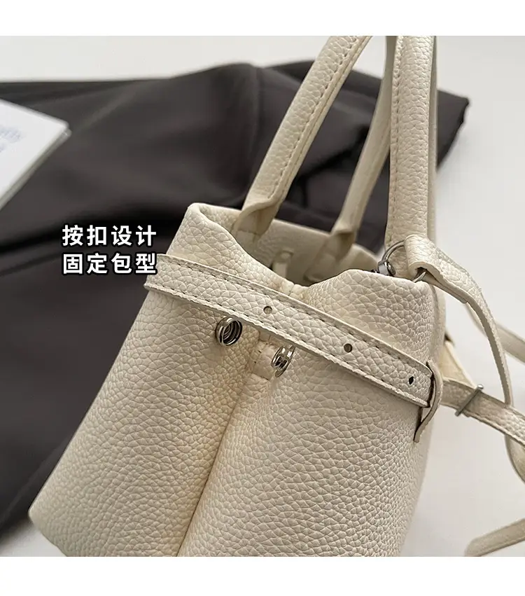 Women's Black Textured Shoulder Bag 2024 Vintage Style — feature 4
