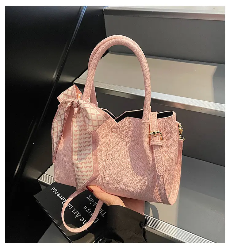 Women's Crossbody Shoulder Bag Beige Soft Leather 2025 — feature 2