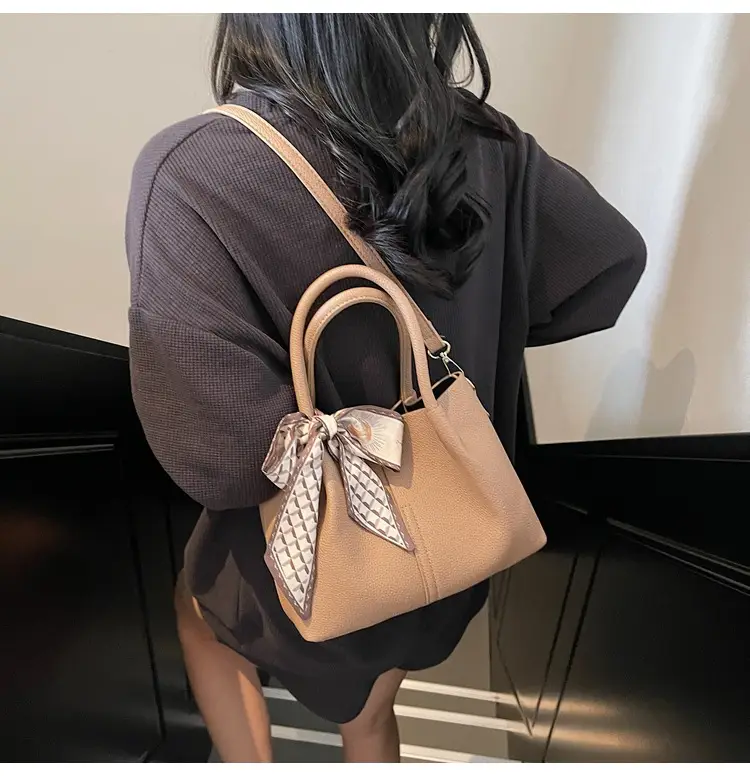 Women's Crossbody Shoulder Bag Beige Soft Leather 2025 — feature 22