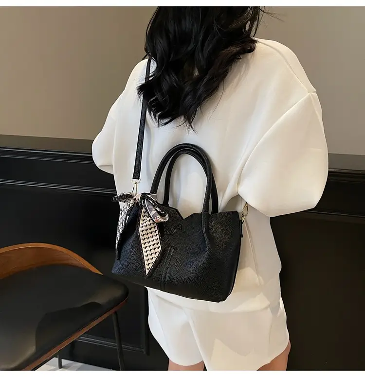 Women's Crossbody Shoulder Bag Beige Soft Leather 2025 — feature 32