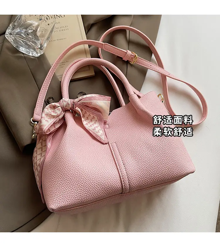 Women's Crossbody Shoulder Bag Beige Soft Leather 2025 — feature 4