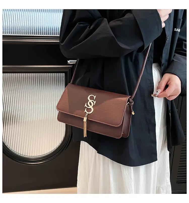New Fashion Trendy Shoulder Bag Women 2025 — feature 12