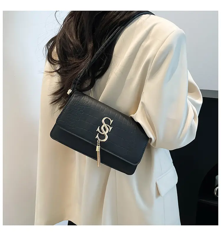 New Fashion Trendy Shoulder Bag Women 2025 — feature 17
