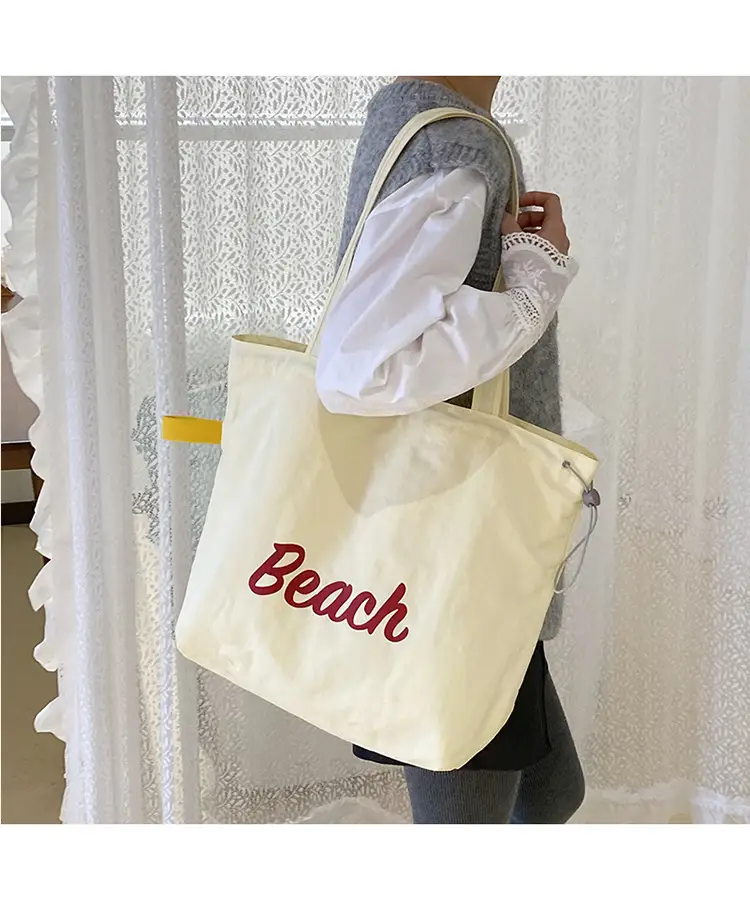 2025 New Korean-style Printed Nylon Shoulder Bag for Women — feature 10