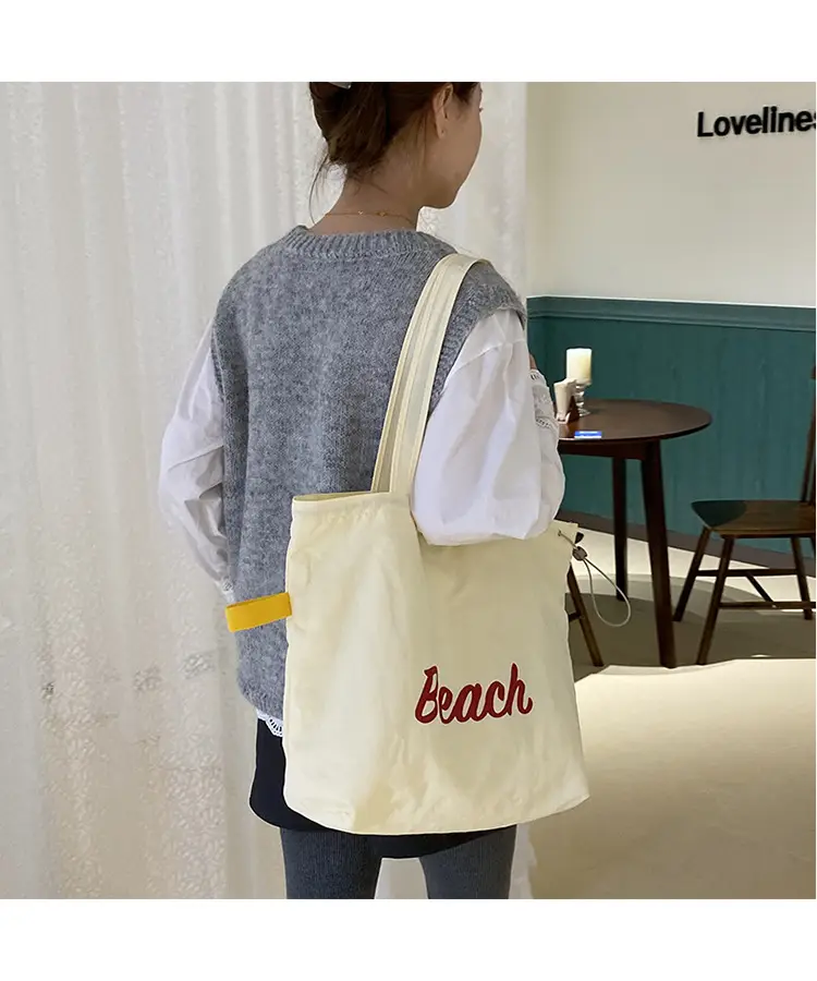 2025 New Korean-style Printed Nylon Shoulder Bag for Women — feature 11
