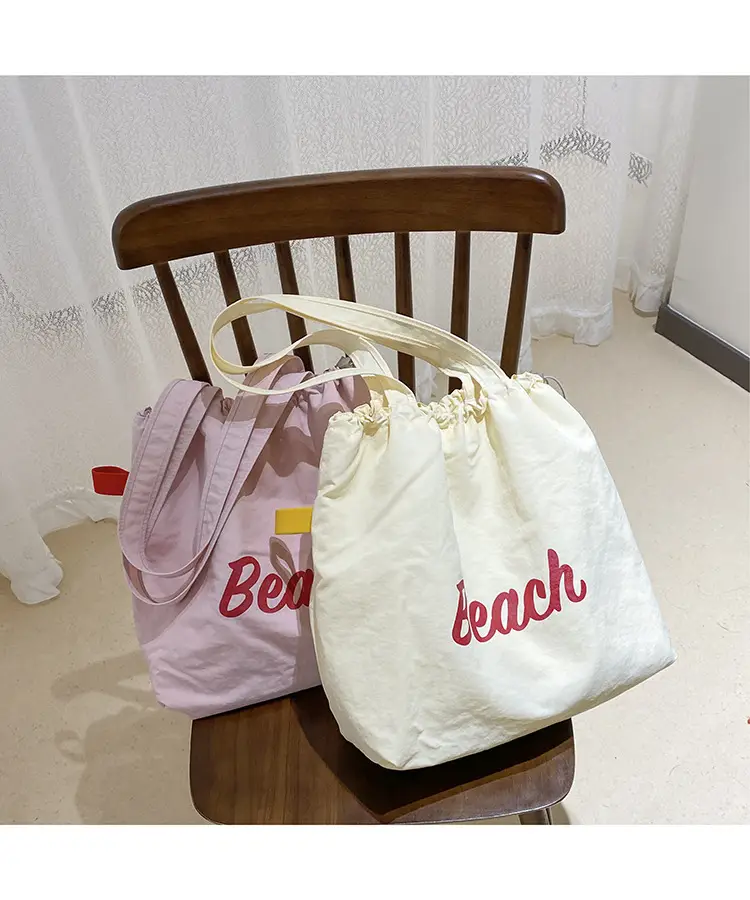 2025 New Korean-style Printed Nylon Shoulder Bag for Women — feature 2