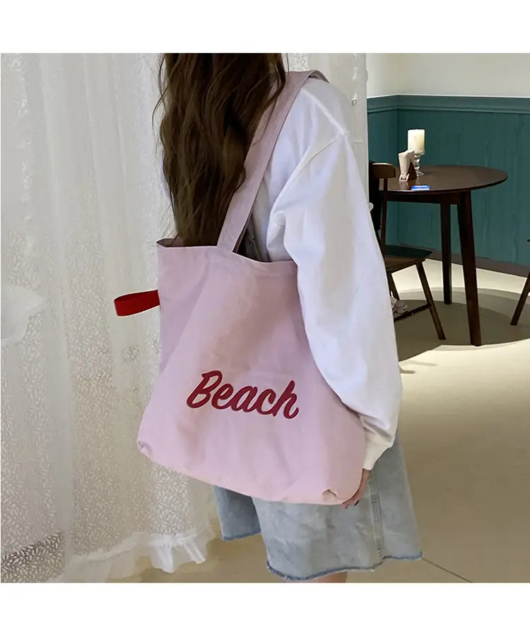 2025 New Korean-style Printed Nylon Shoulder Bag for Women — feature 21