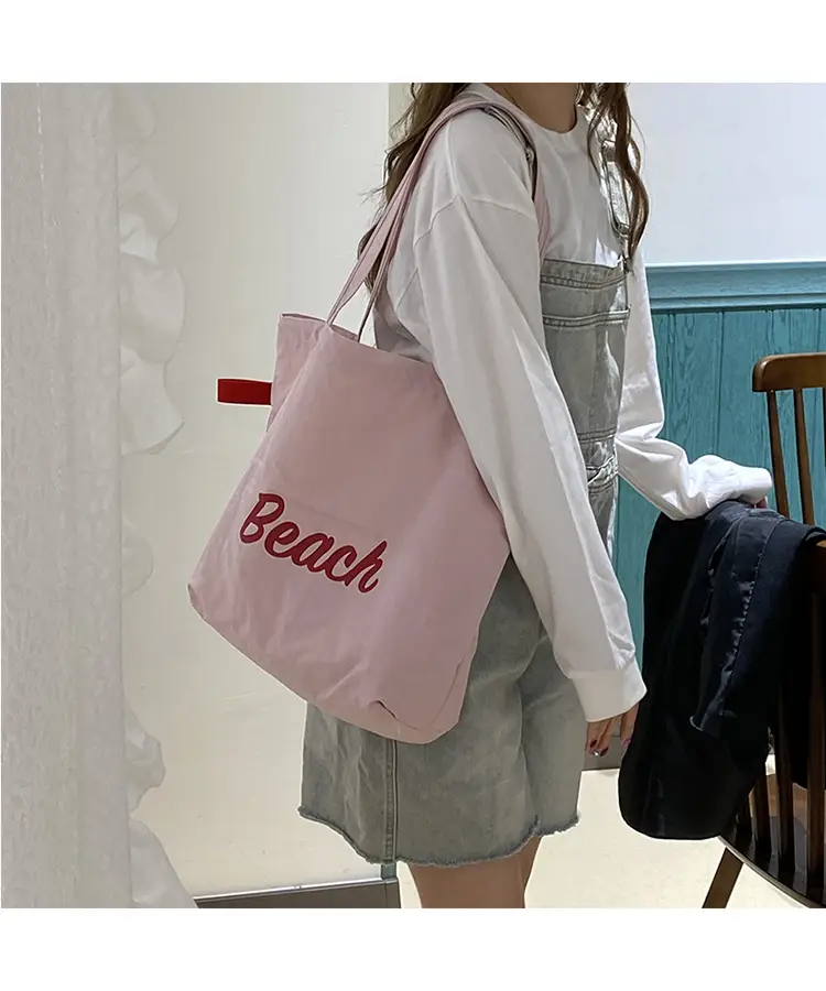 2025 New Korean-style Printed Nylon Shoulder Bag for Women — feature 22