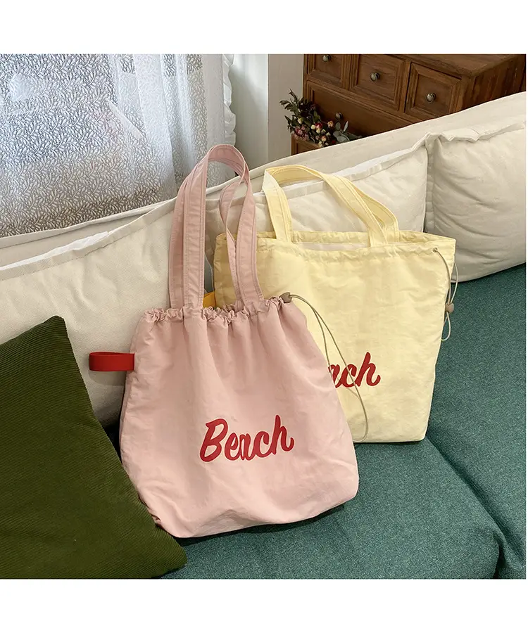 2025 New Korean-style Printed Nylon Shoulder Bag for Women — feature 5