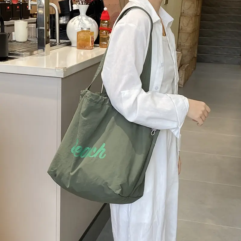 2025 New Korean-style Printed Nylon Shoulder Bag for Women