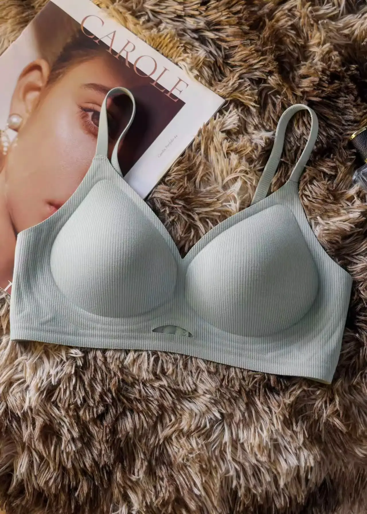 Seamless Jelly Adhesive Bra Women Semi-Fixed 3D Cup - Image 4