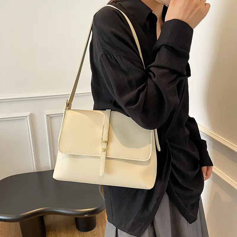 Retro Brown Leather Shoulder Bag for Women - Image 7