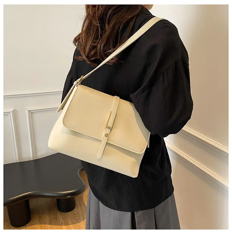 Retro Brown Leather Shoulder Bag for Women — feature 15
