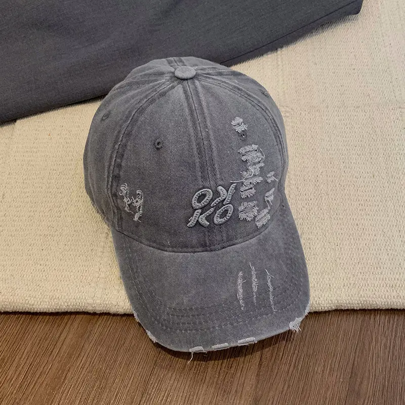 American Retro Hole Baseball Caps Women Spring Summer Washed Old All-match Cap Big Head Showface Small Hat Trendy - Image 2