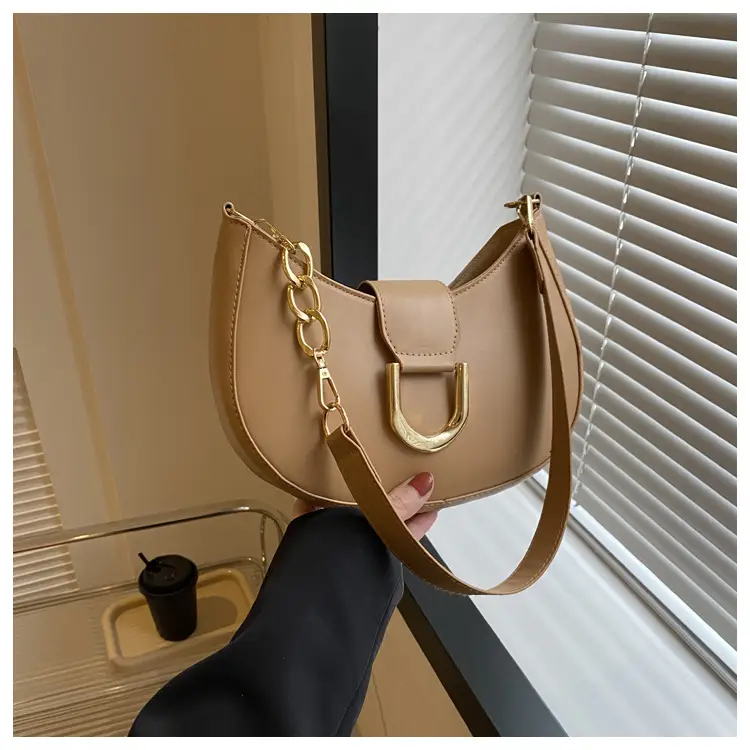 White French Chain Shoulder Bag for Women — feature 24