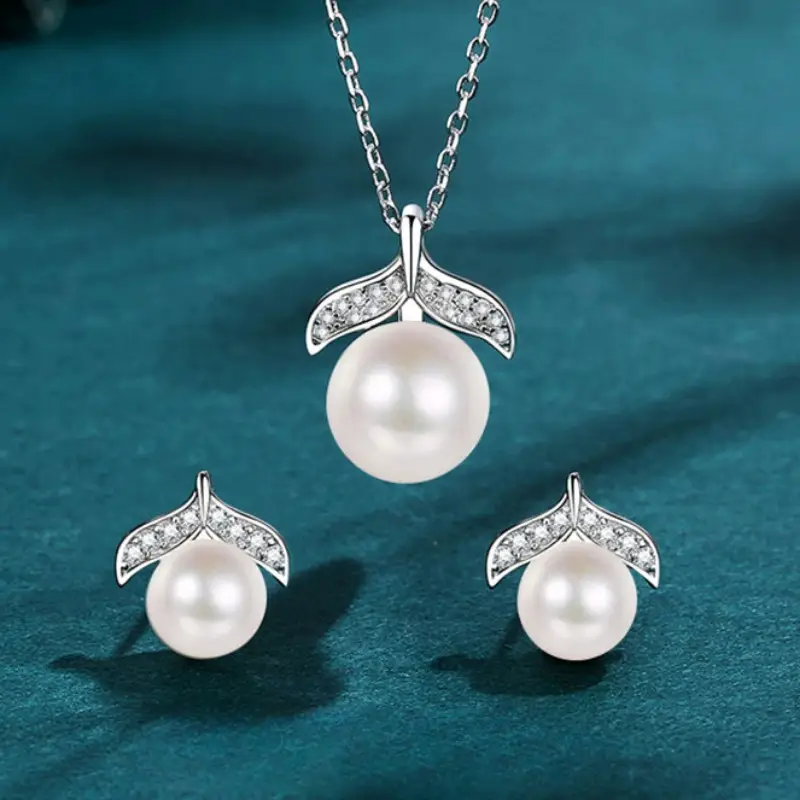 Luxury Pearl Earrings & Necklace Set for Women
